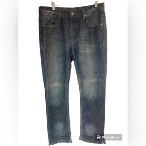 Pd & C denim Mens medium wash distressed blue jeans 36 x 32 men’s straight leg